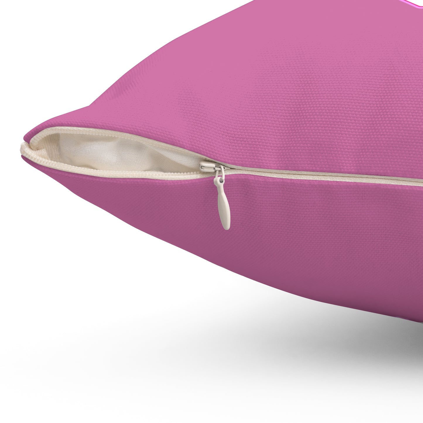Bonita almohada con líneas de amor en color rosa