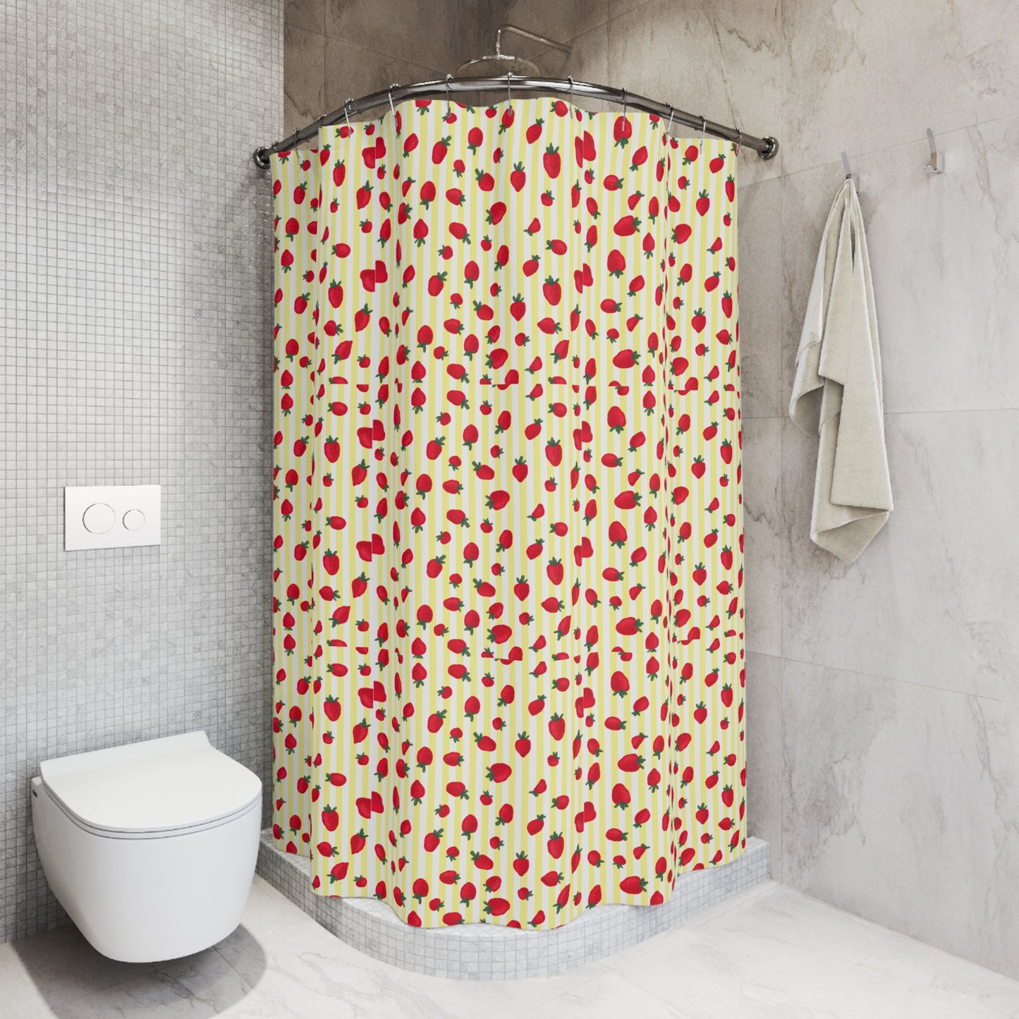 Cortina de ducha con rayas de fresas bañadas por el sol