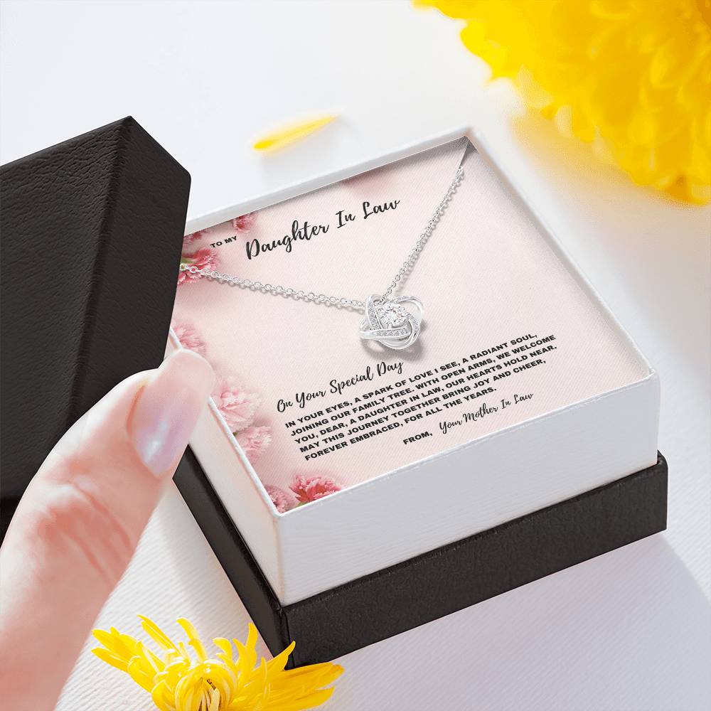 Family Tree Welcome Jewelry Gift  for Daughter-In-Law | Love Knot Necklace