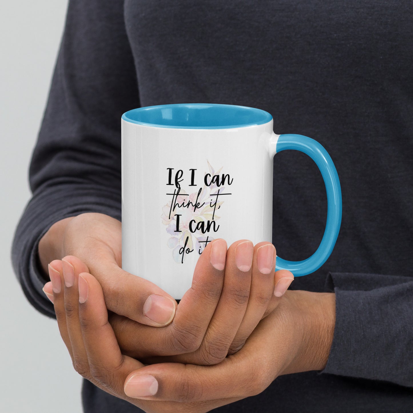 Taza de café inspiradora "Pienso, logro" con la frase "Empowerment Brew"