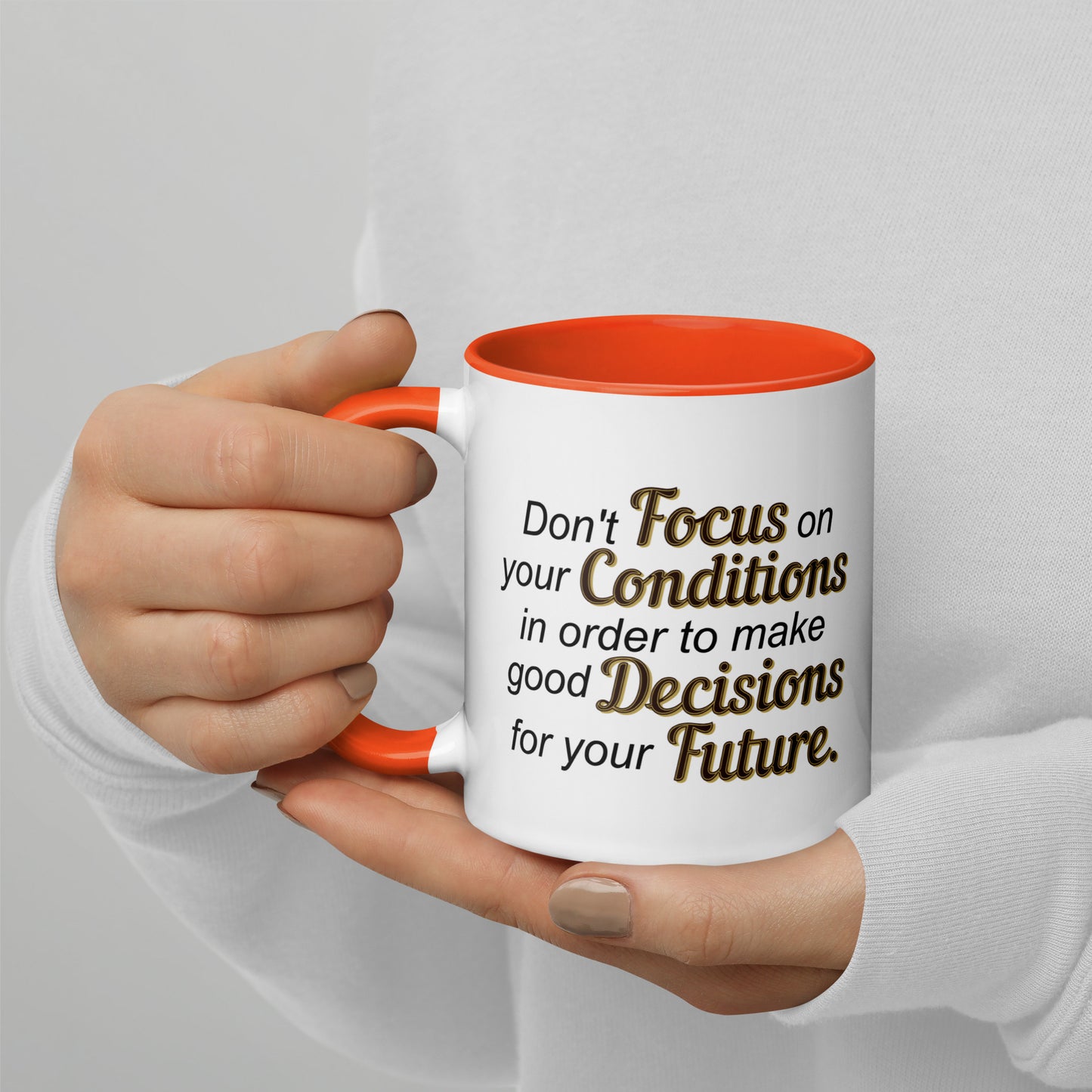 Taza de café para tomar decisiones con visión de futuro
