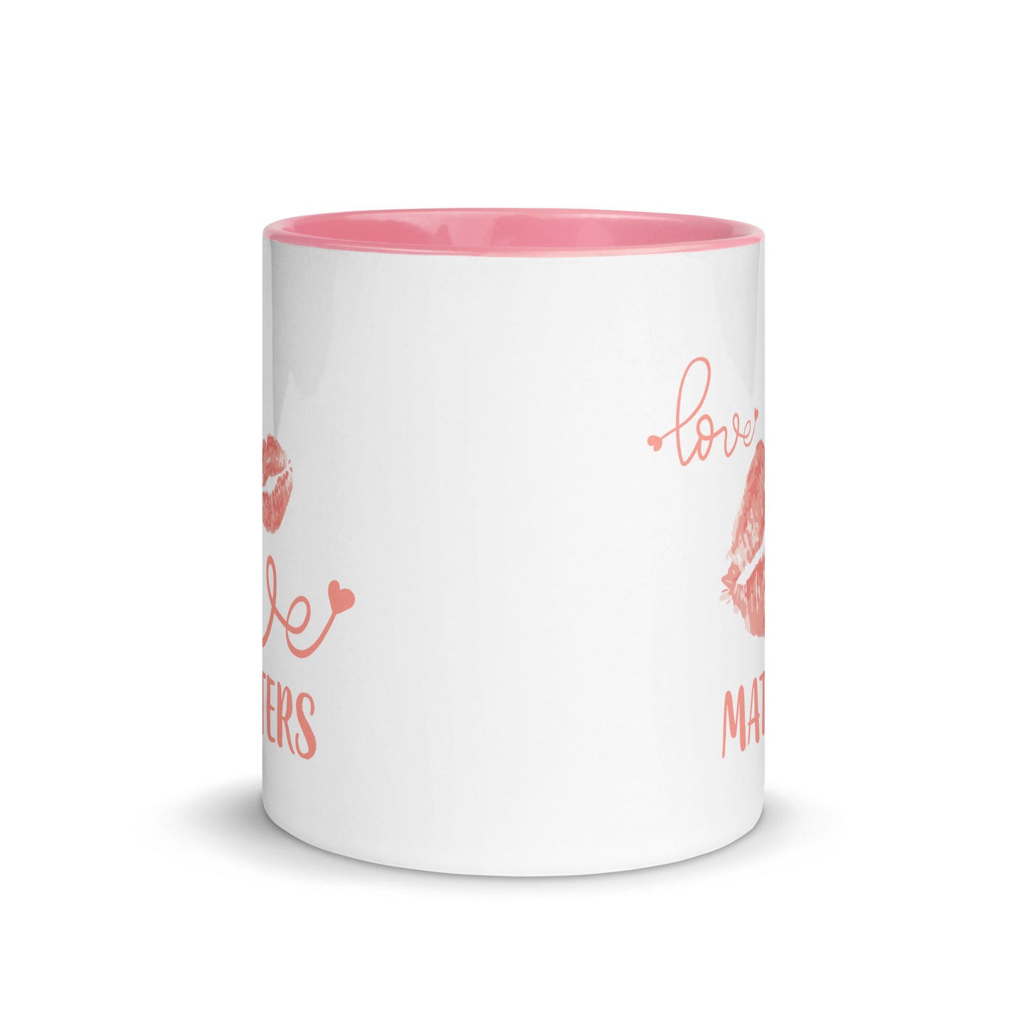 Taza de café con el dulce beso del amor