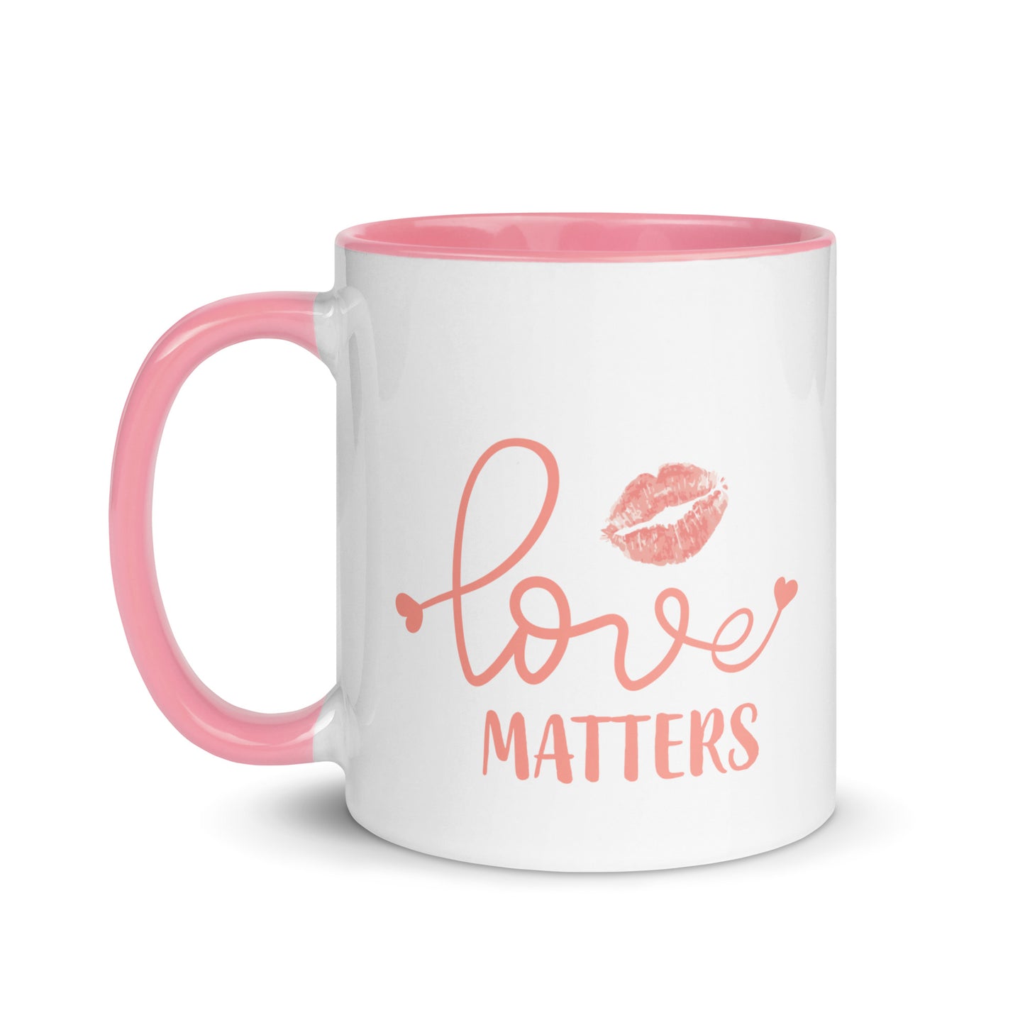 Taza de café con el dulce beso del amor
