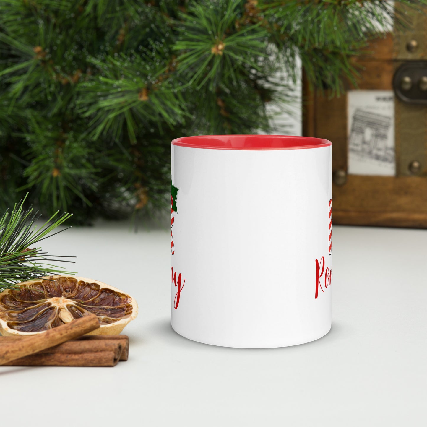 Festive R: Taza de café navideña personalizada para Ronny