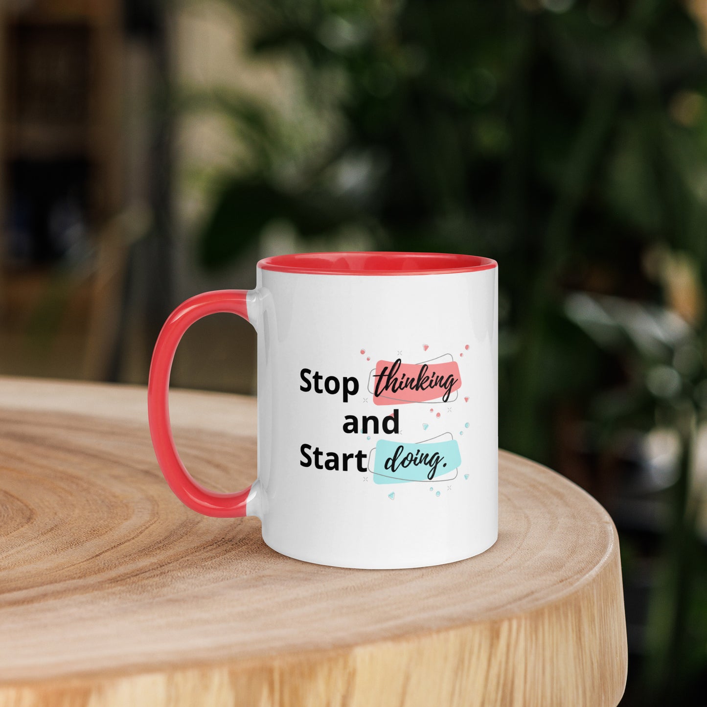 Taza de café motivacional Piensa menos, haz más