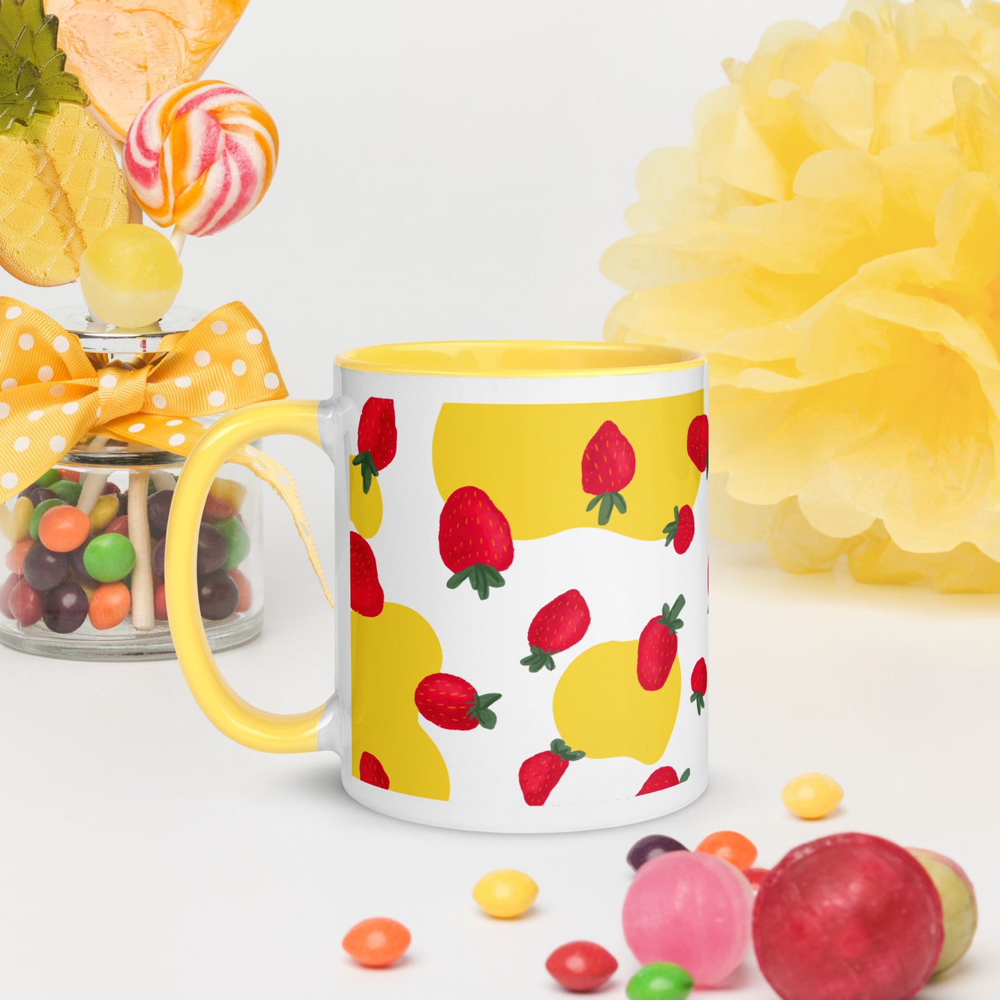 Taza de café armonía de bayas dulces