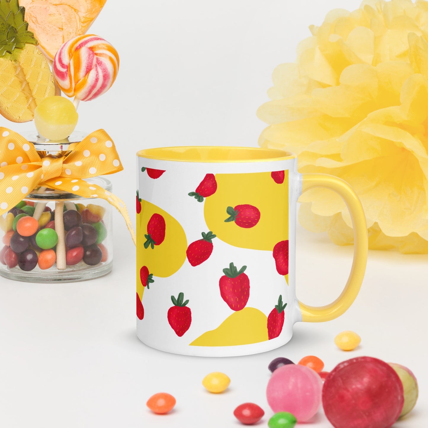 Taza de café armonía de bayas dulces