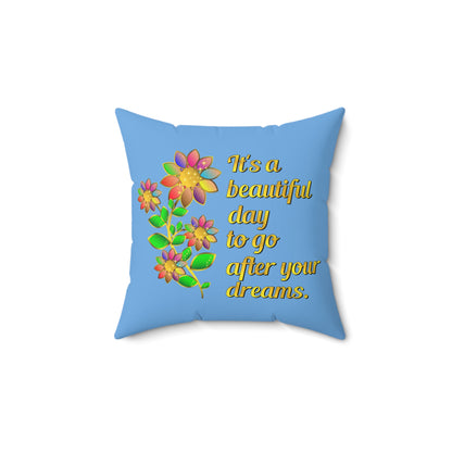 Coussin carré design « It's A Beautiful Day », coussin graphique floral bleu, coussins avec phrase, décoration de chambre florale inspirante