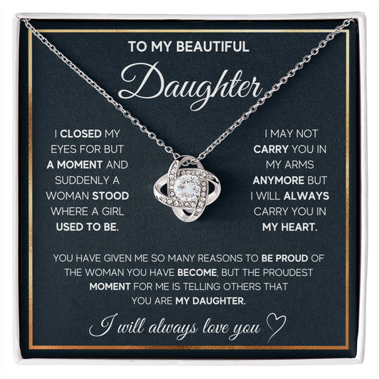 Collar de madre orgullosa como regalo para su hija | Celebrando la mujer en la que se ha convertido - Collar con nudo de amor