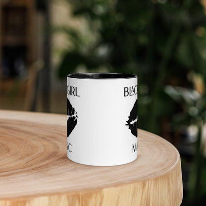 Tasse à café avec motif de baiser magique de fille noire