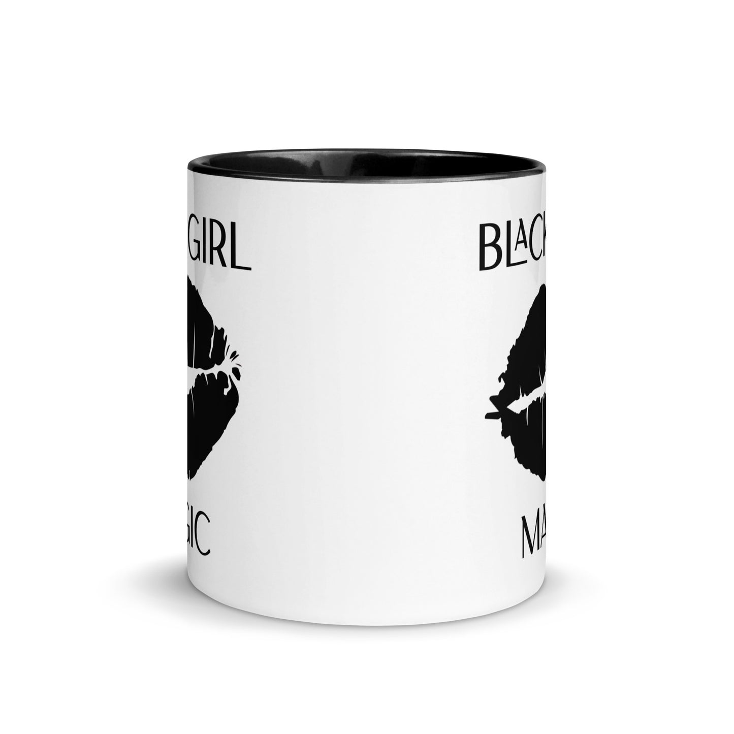 Taza de café con beso mágico de chica negra