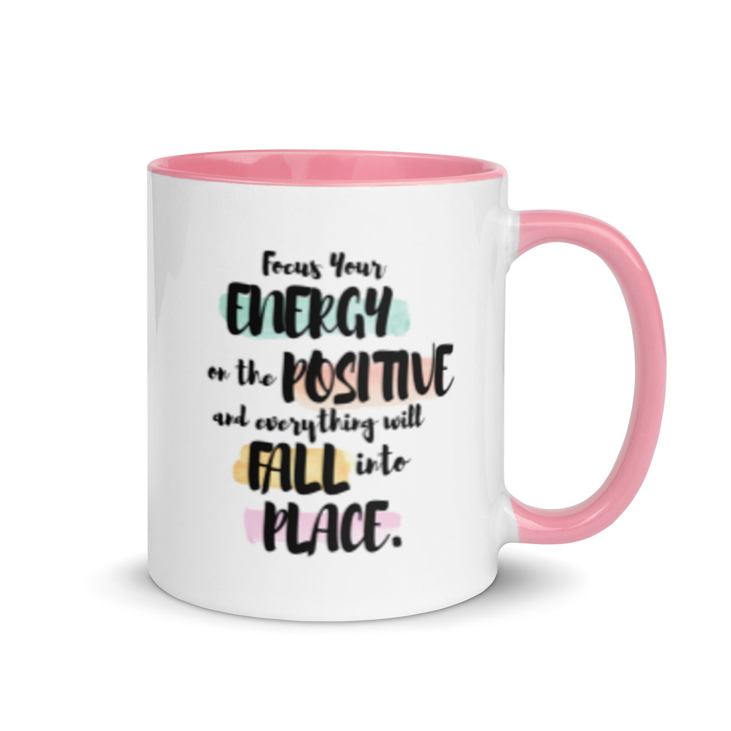 Taza de café inspiradora con flujo de energía positiva