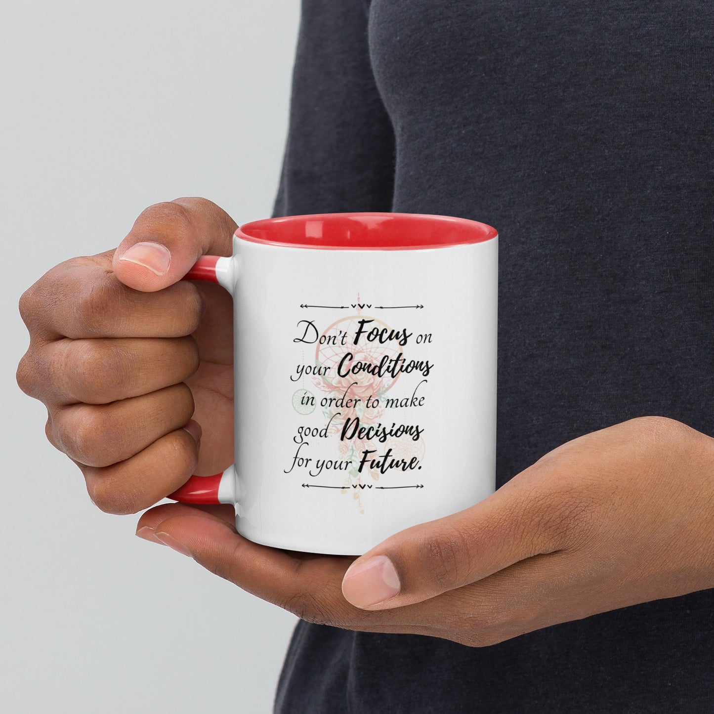 Taza de café inspiradora para tomar decisiones con visión de futuro