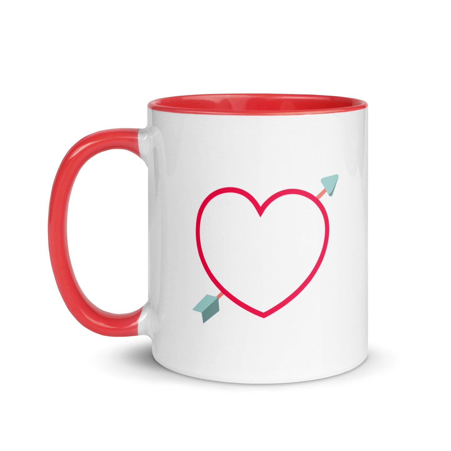 Taza de café con corazón en forma de flecha