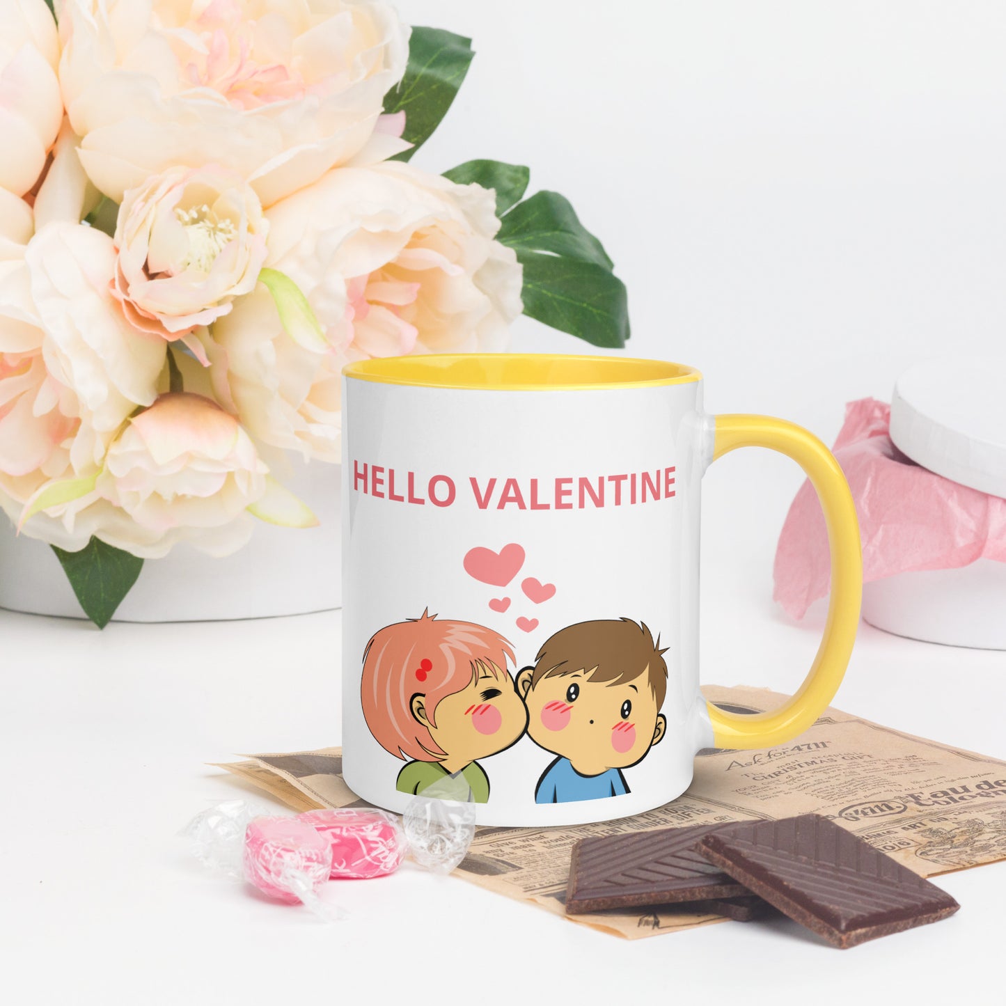 Taza de café con un dulce beso de San Valentín